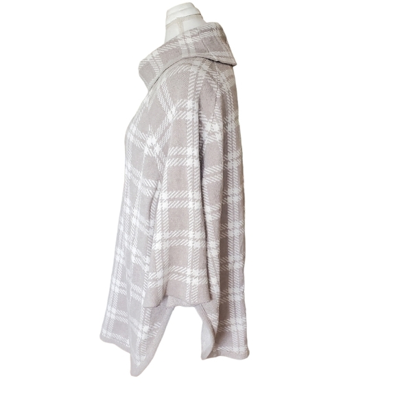 LOFT Plaid Poncho Sweater Cream Neutral Cowlneck L/XL Side Slits Half Sleeve NWT - Picture 7 of 10
